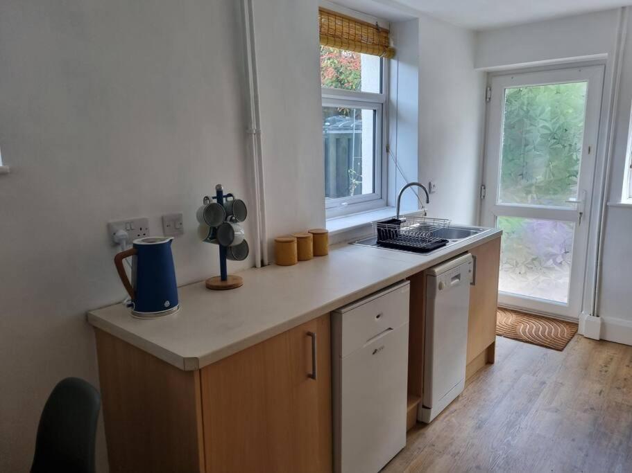 Cheerful Two Bedroom Cottage In The Forest Of Dean Lydbrook Екстериор снимка